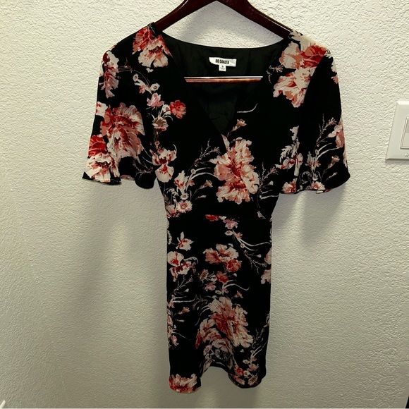 BB Dakota Pink and Orange Floral Mini Dress with Flutter Sleeves - Picture 4 of 4